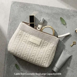 Light Gray Cable Knit Makeup Pouch